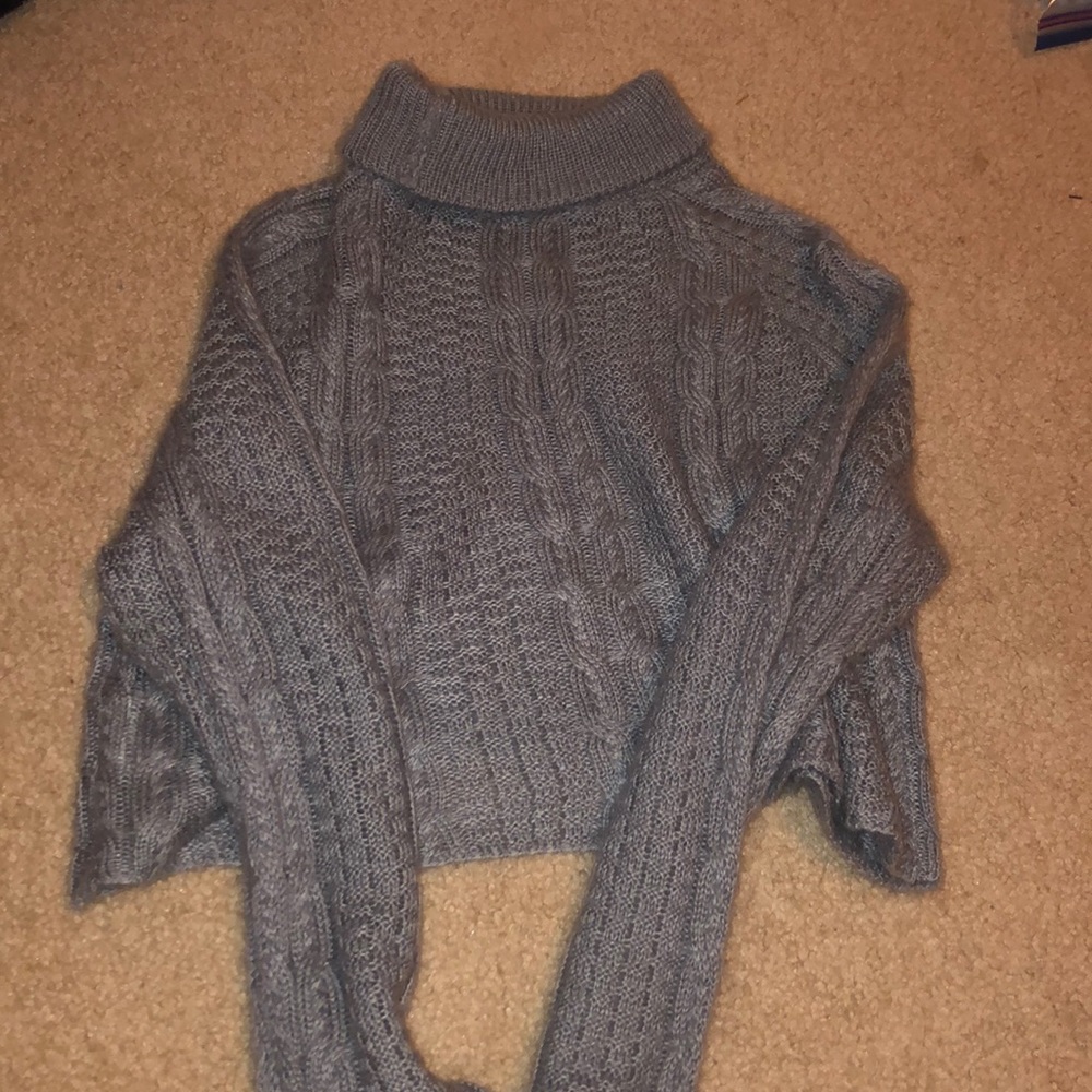 Gray Turtleneck Cropped Sweater